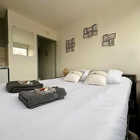 Apartment 2 Prsn / Proche Gare-viotte / Garage Prive